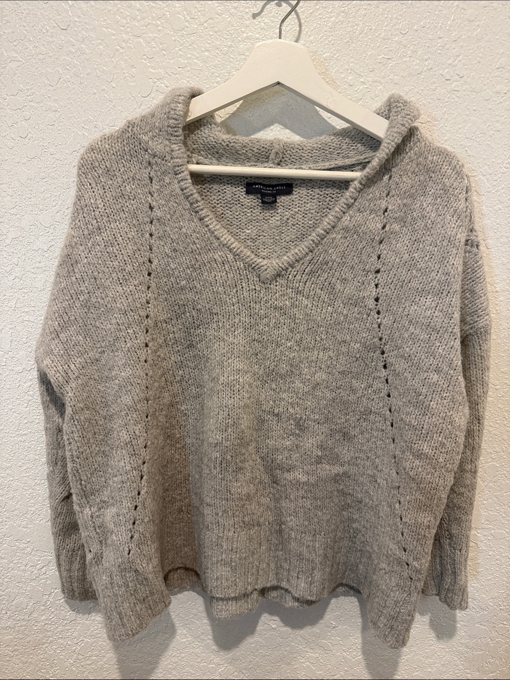 American Eagle Outfitters Gray V-Neck Knit Sweater